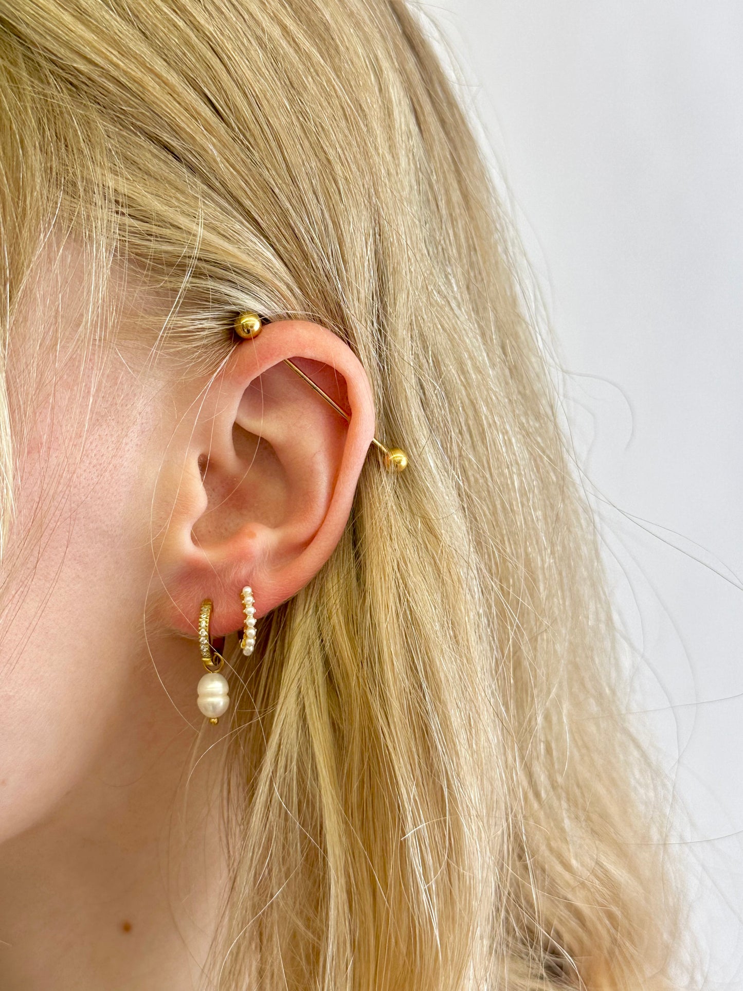 Cami Hoops